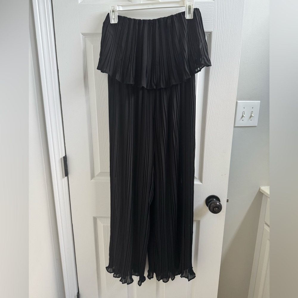 Elegant Black pleated strapless Jumpsuit
